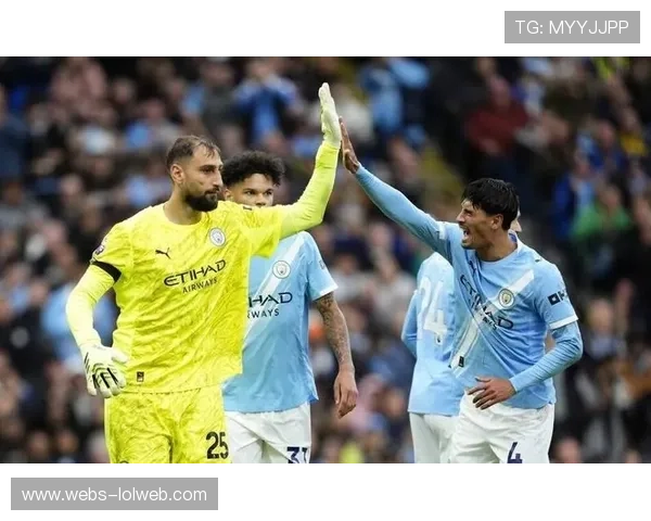 曼城多纳鲁马同样表现神勇，多次扑出沃尔特马德必进球