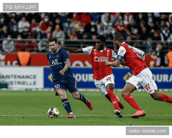 克莱蒙0-2不敌兰斯，提前三轮确定降入法乙