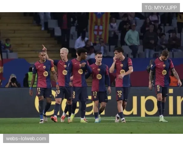 特写：在巴塞罗那郊区，西班牙人队的社区青训营照常开放